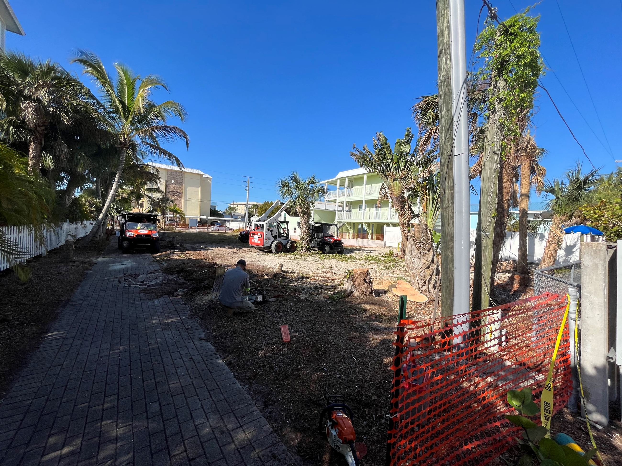 Bay Oaks Front Parcel clearning for future entrance 3-2922 (2)